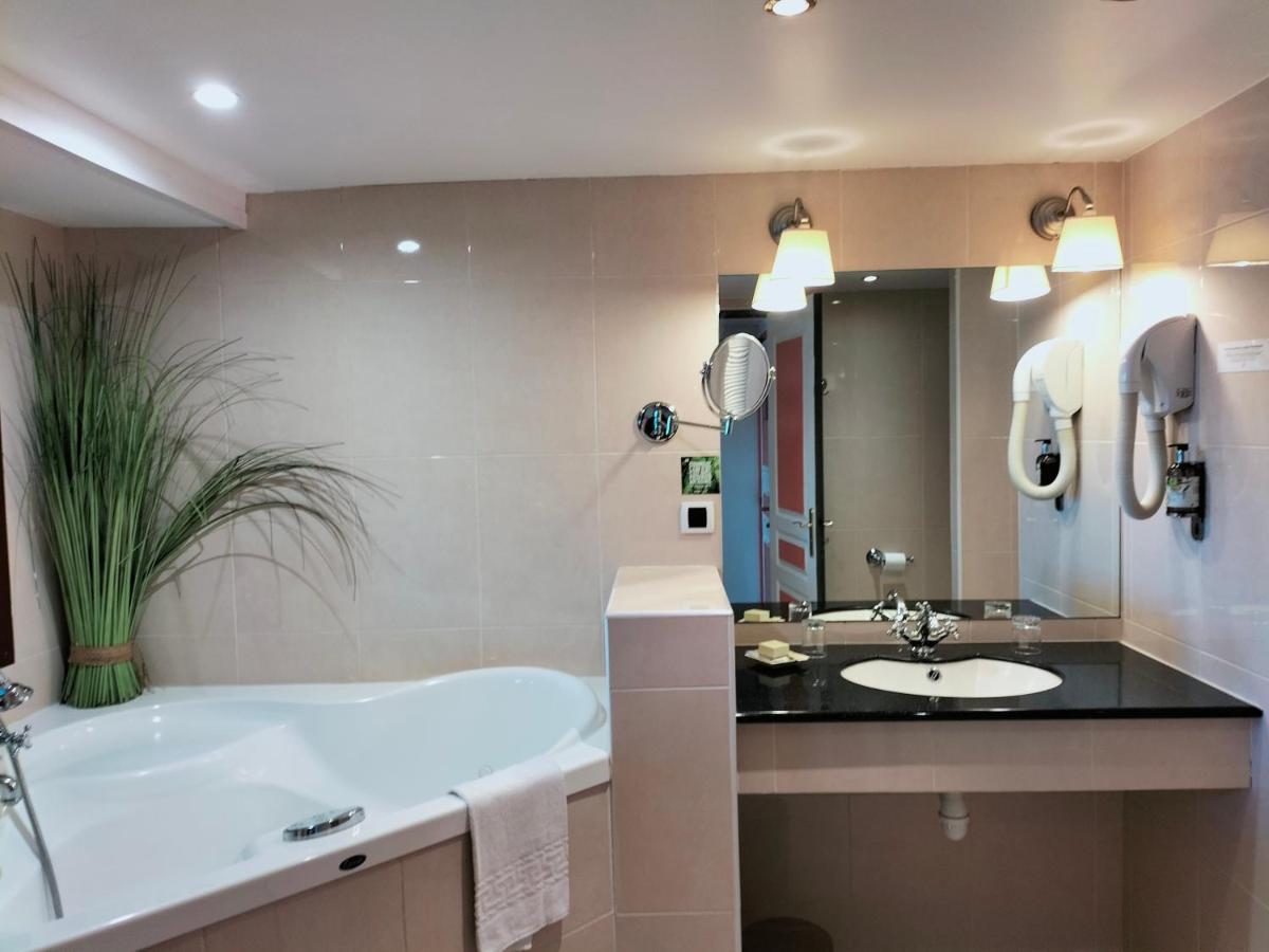 Logis Restaurant La Regence Cherbourg-en-Cotentin