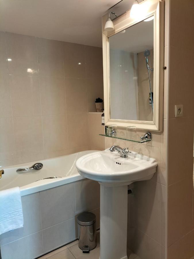 Logis Restaurant La Regence Hotel 3*