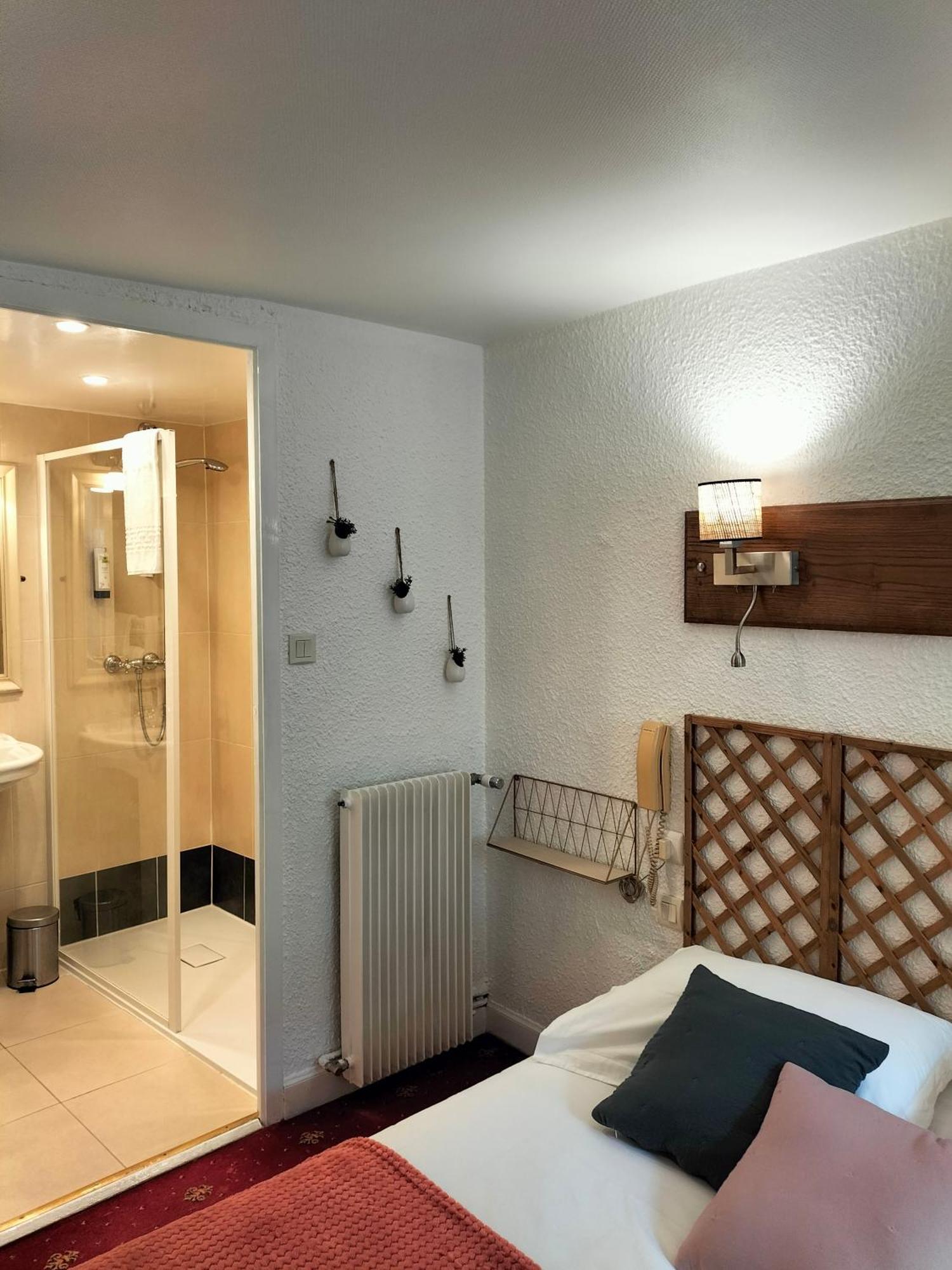 Logis Restaurant La Regence Hotel
